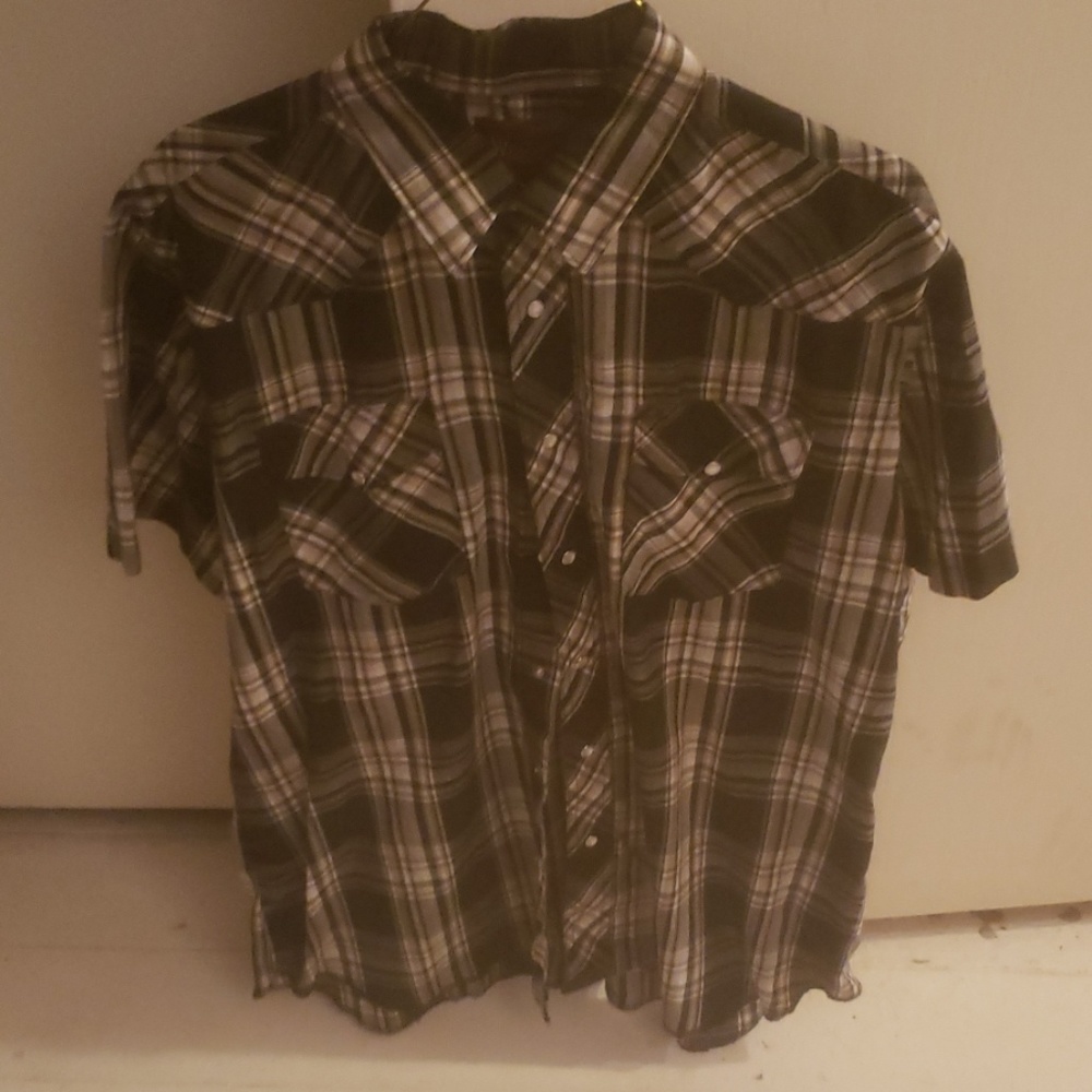 Mens short sleeve snap down